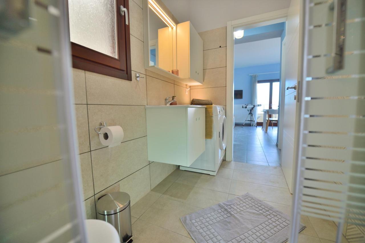 Ammos Apartment - Brand New, Stylish, By The Beach キサモス エクステリア 写真